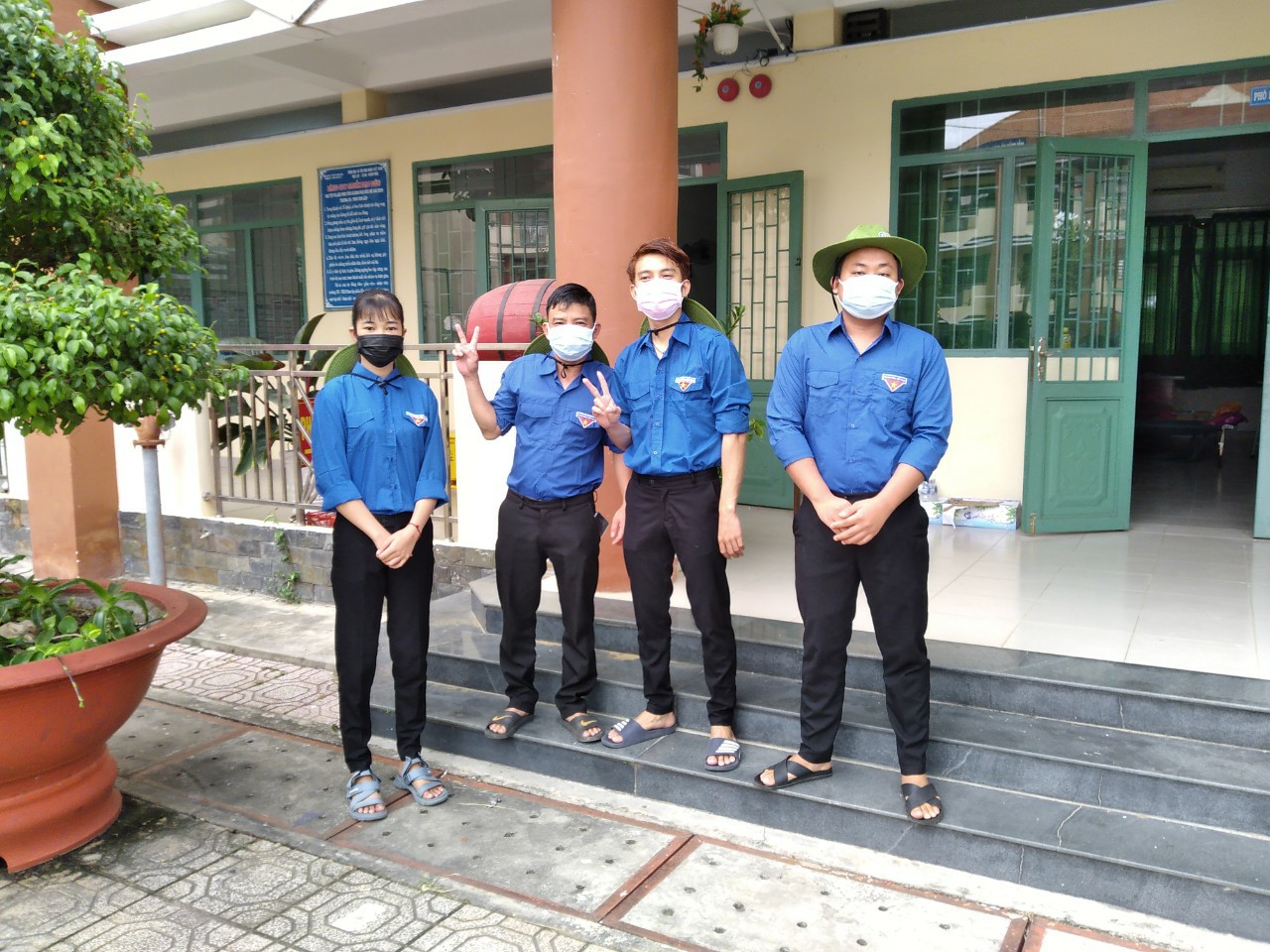 Những “chiến binh” trên chiến tuyến chống dịch 